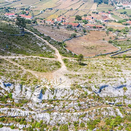 Rito Hall Da Serra Guest house