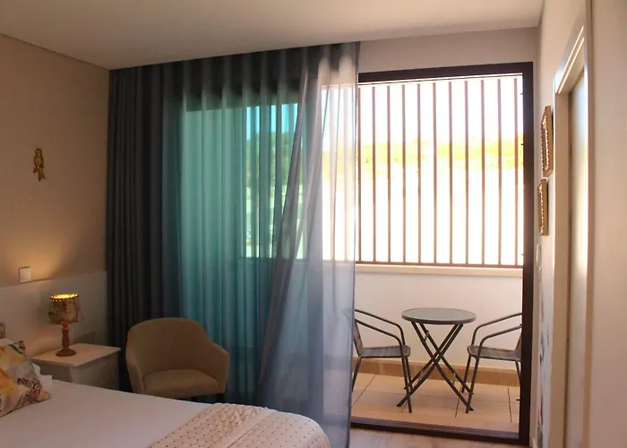 Casa de hóspedes Rito Hall Da Serra 4*